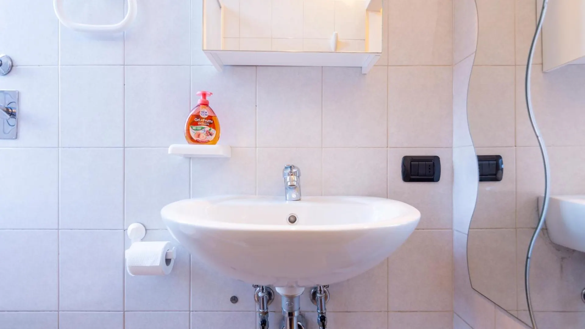Deluxe Studio Milano Italy